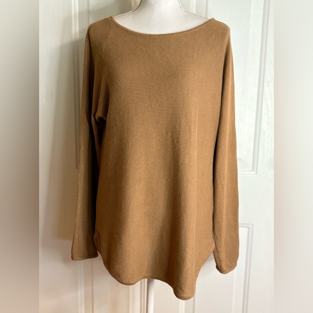 Michael Kors Tunic Sweater with gold back zipper size Medium